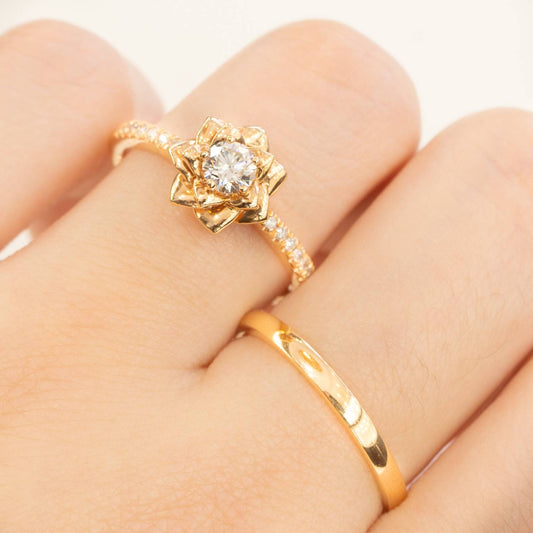 18K Rose Gold Diamond Engagement Ring and Wedding Band