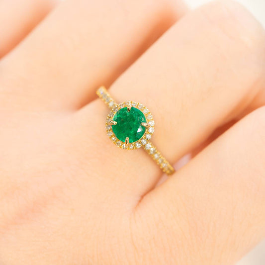 Colombian Emerald Diamond Halo Ring 18K Gold