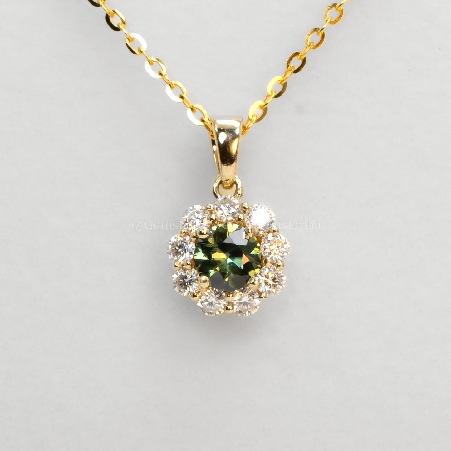 Natural Australian Sapphire Pendant