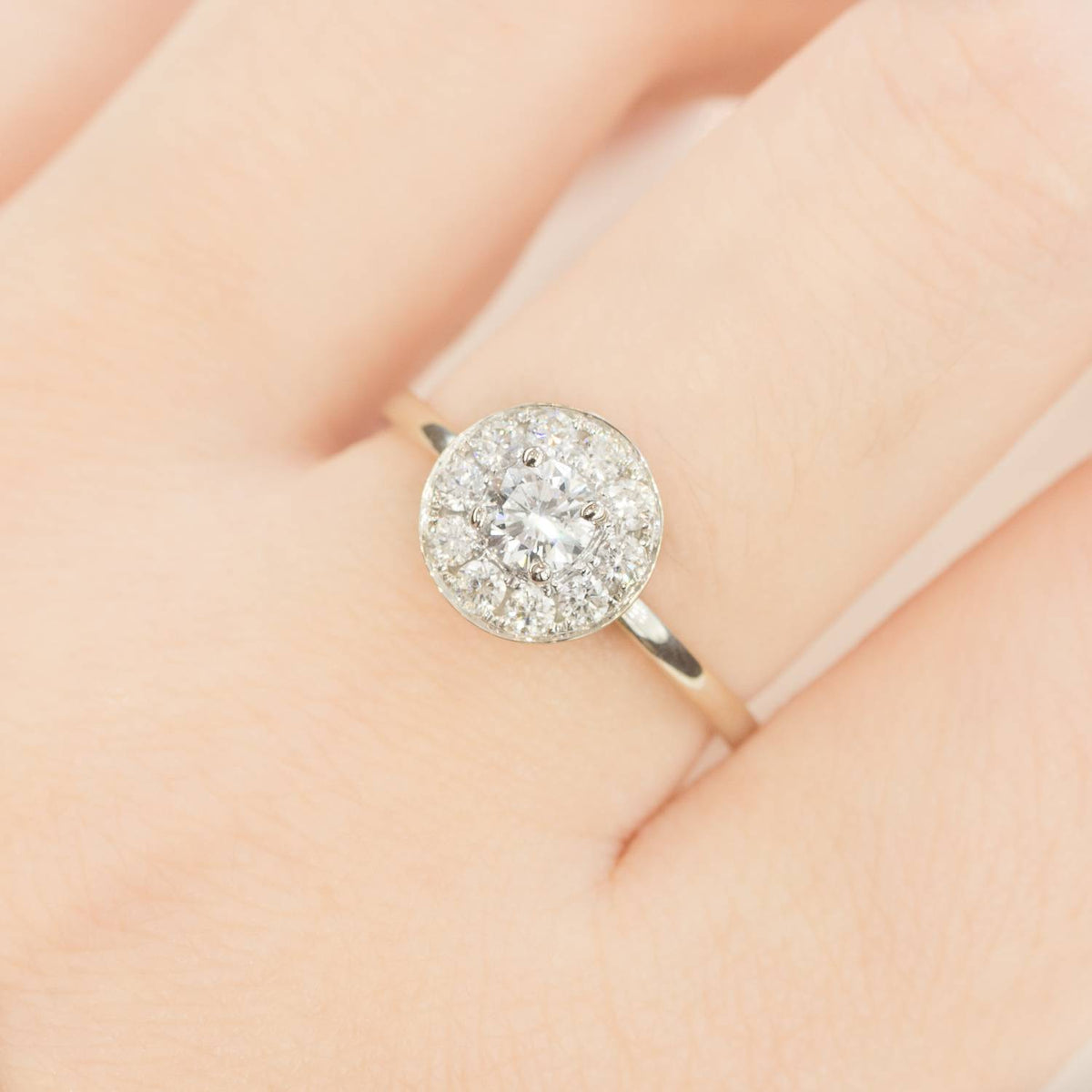 GIA Certified Diamond Engagement Ring and Wedding Band 18K Gold