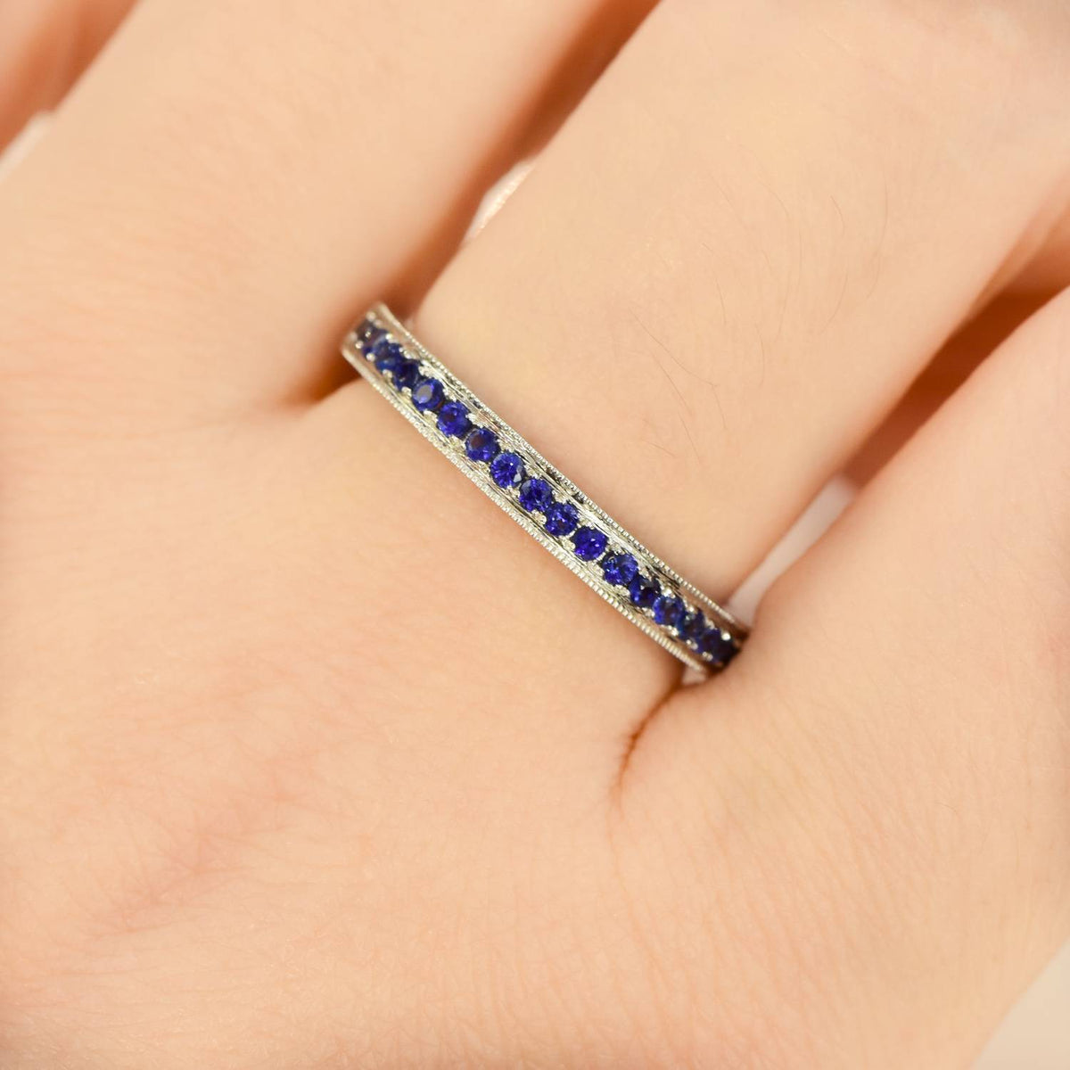 Ring Band with Natural Blue Sapphires 18 Carats White Gold