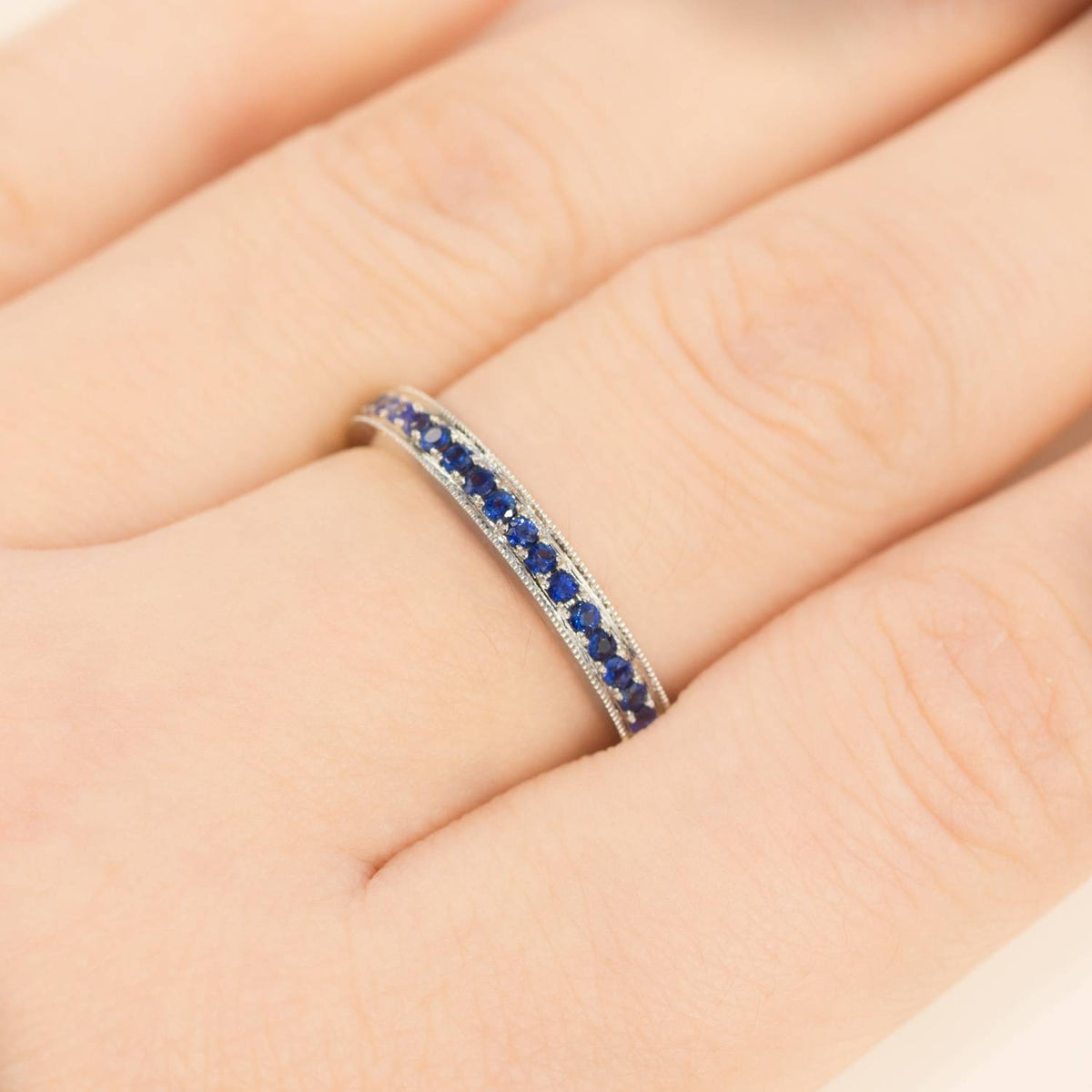 Ring Band with Natural Blue Sapphires 18 Carats White Gold