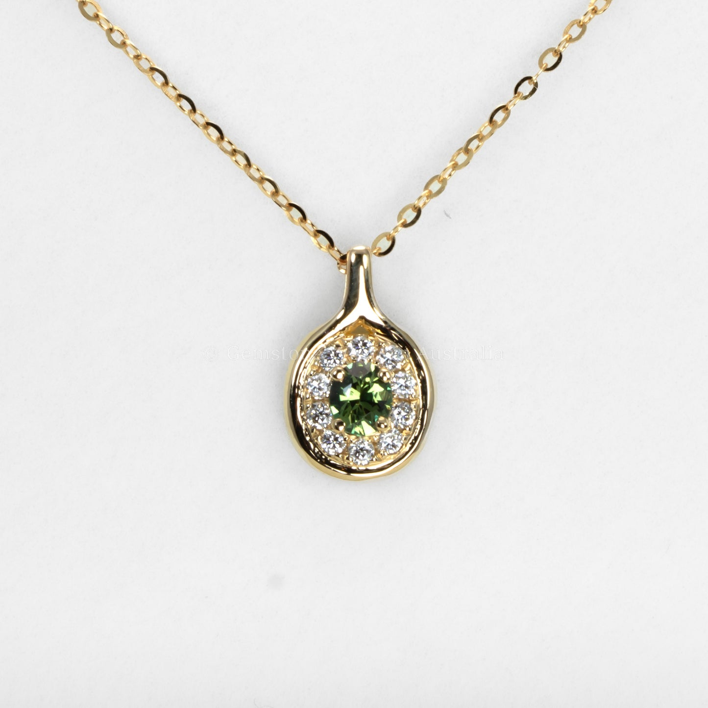 Oval Alexandrite Pendant with Diamond Halo in 18K Yellow Gold