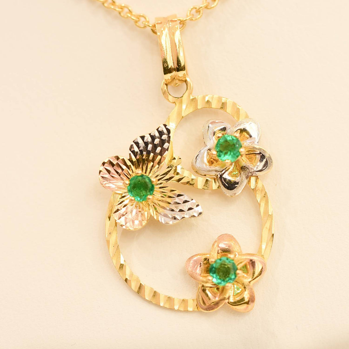 Colombian Emerald Pendant 18K Multi-Tone Gold