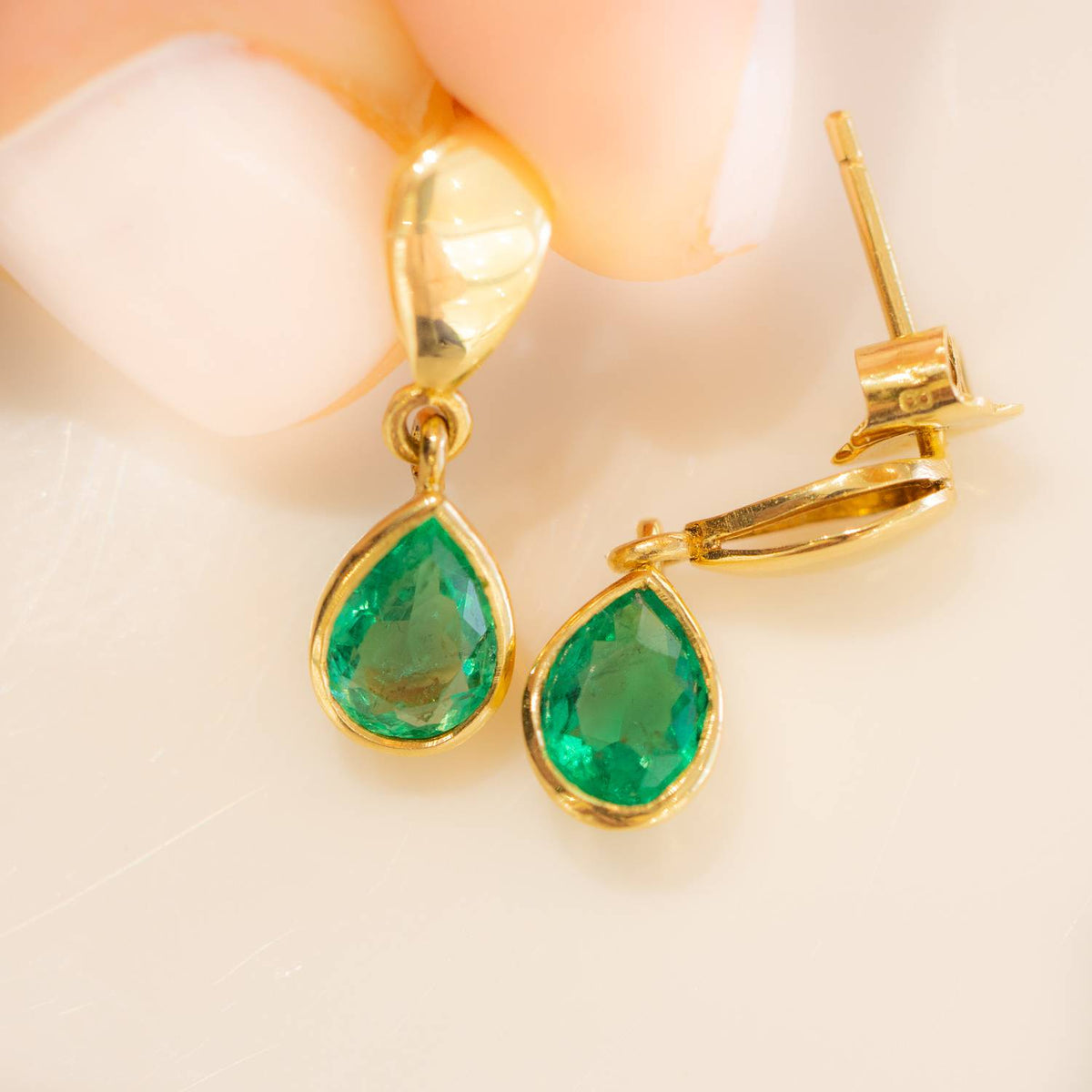 Pear Cut Colombian Emerald Dangling Earrings 18K Yellow Gold