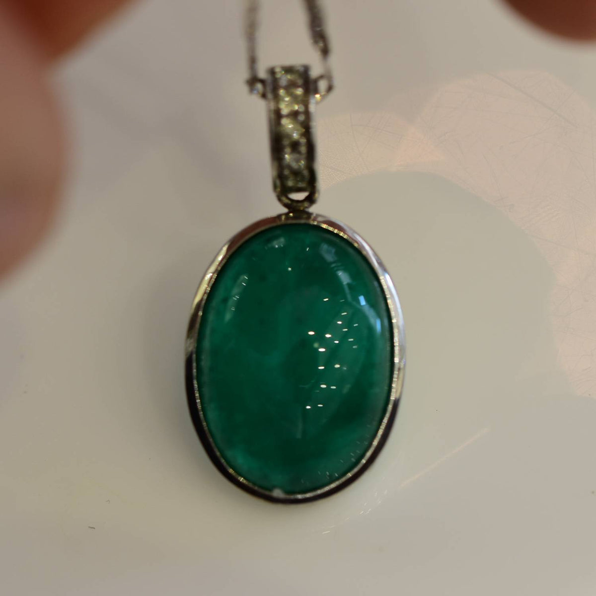 11.46ct Colombian Emerald Pendant Cabochon in 18K Gold