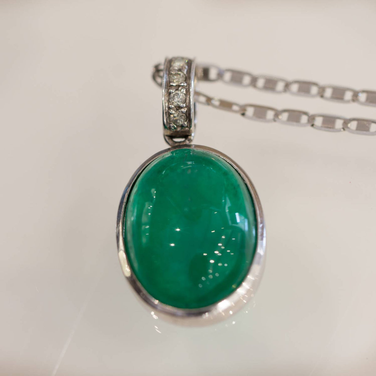11.46ct Colombian Emerald Pendant Cabochon in 18K Gold