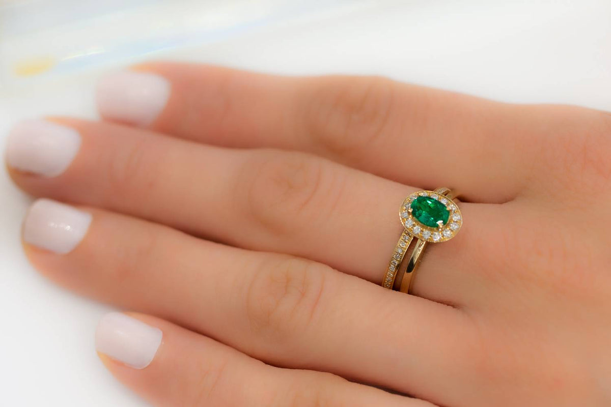 Colombian Emerald and Diamond Halo Engagement Ring 18K