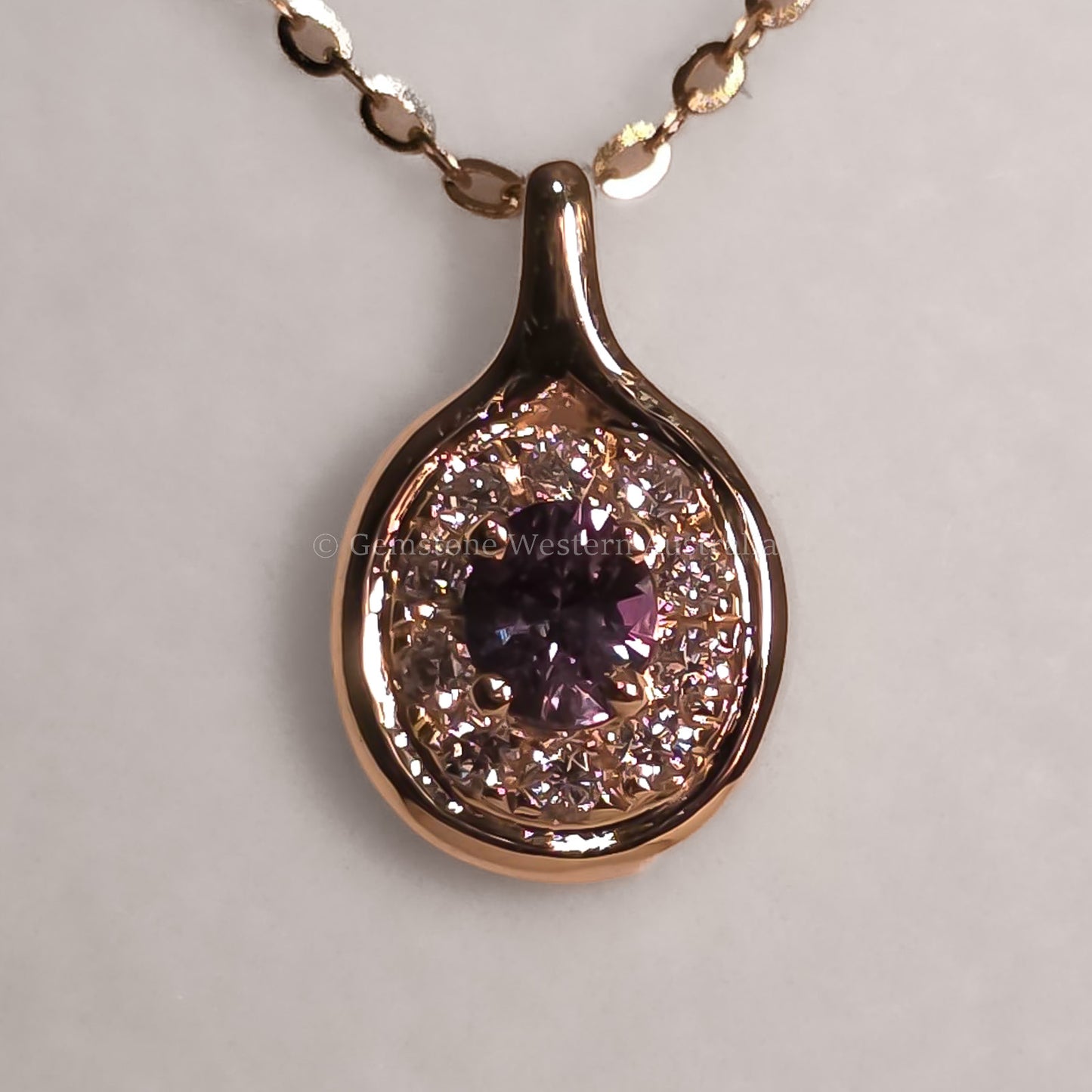 Oval Alexandrite Pendant with Diamond Halo in 18K Yellow Gold