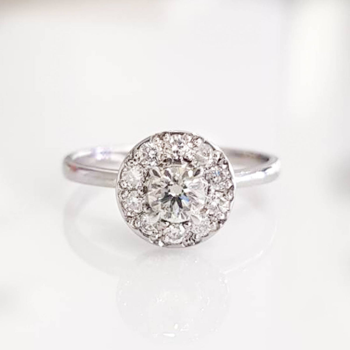 GIA Certified Diamond Engagement Ring and Wedding Band 18K Gold