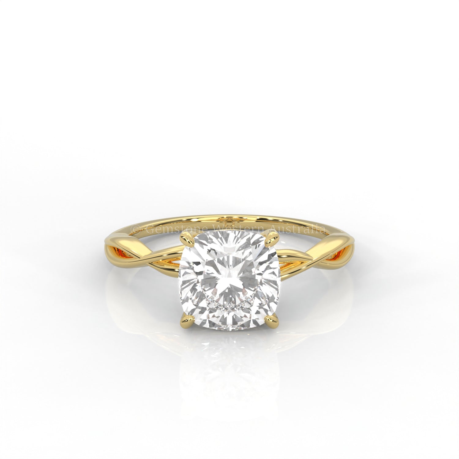 Yellow gold ring with cushion cut diamond and twisted band 