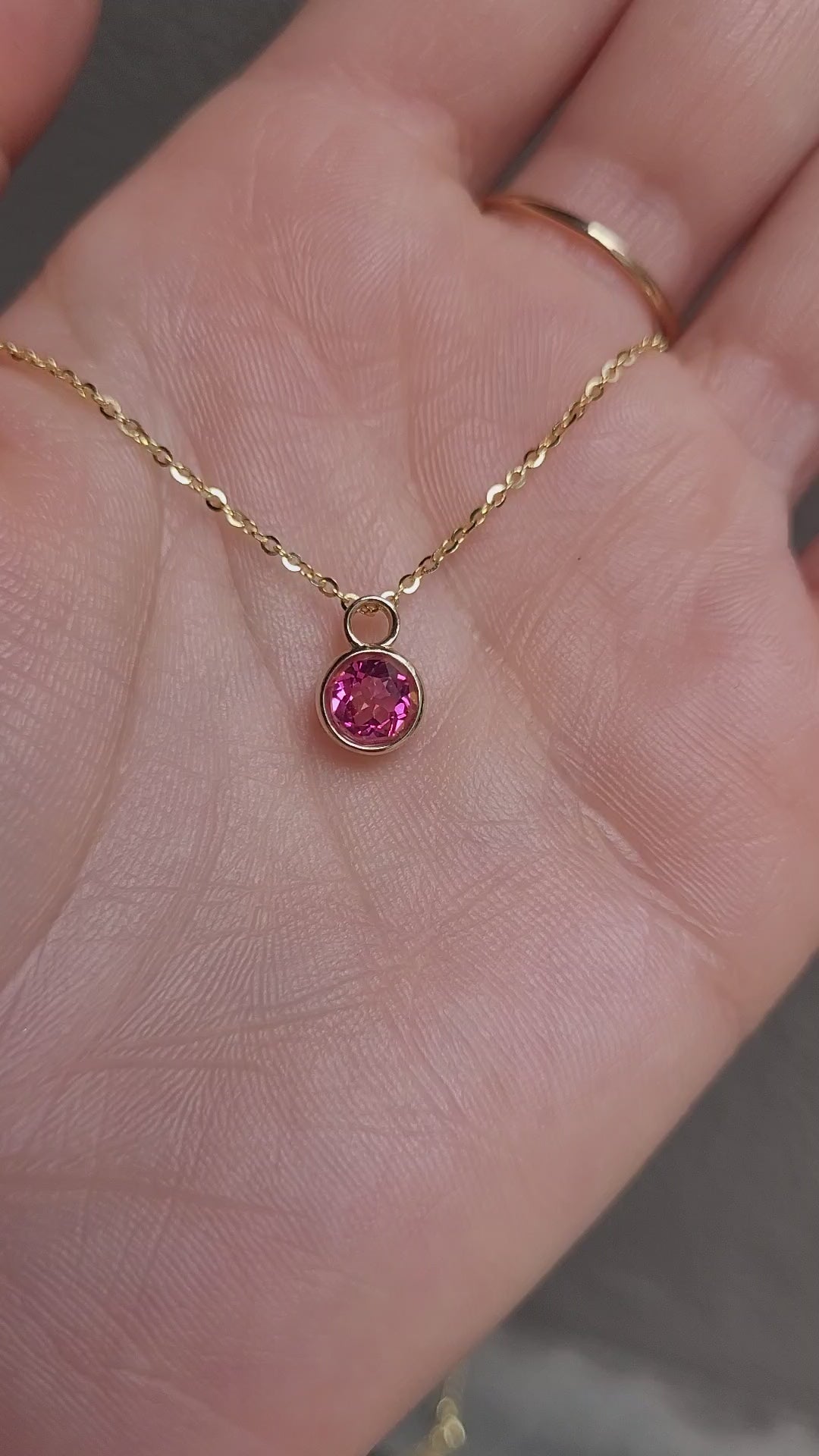 Round Pink Topaz Pendant in 14K Yellow Gold