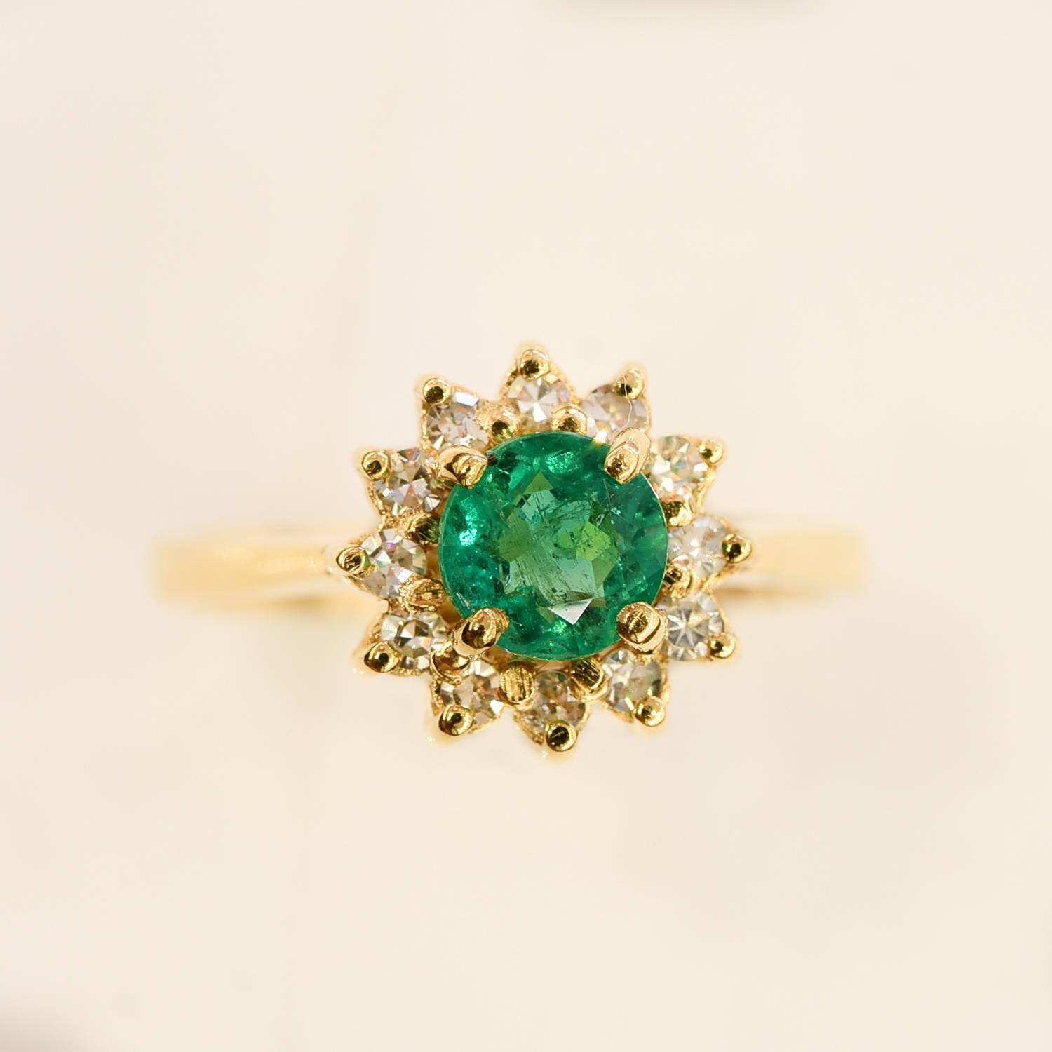 Natural Colombian Emerald Flower Style Halo Ring 18K Yellow Gold
