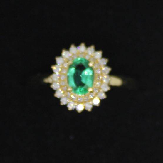 Emerald ring 18ct Yellow Gold Colombian Emerald and 40 Diamonds Ring. - Image 4