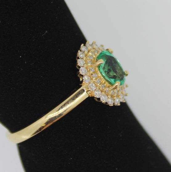 Emerald ring 18ct Yellow Gold Colombian Emerald and 40 Diamonds Ring. - Image 8