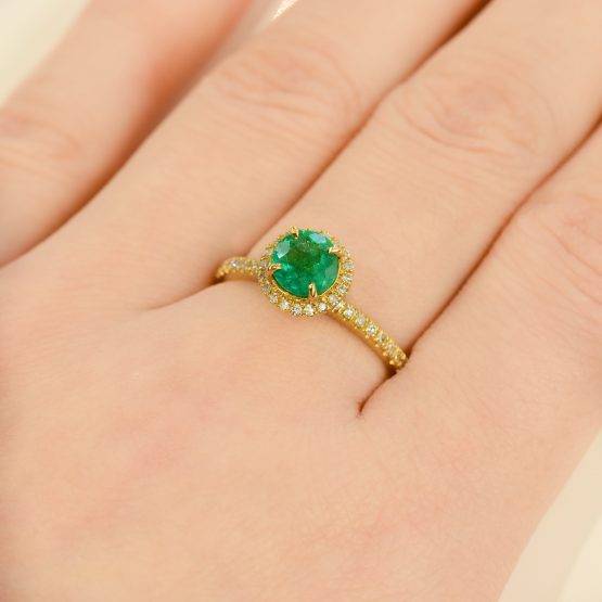 emerald halo ring - 1982184-1