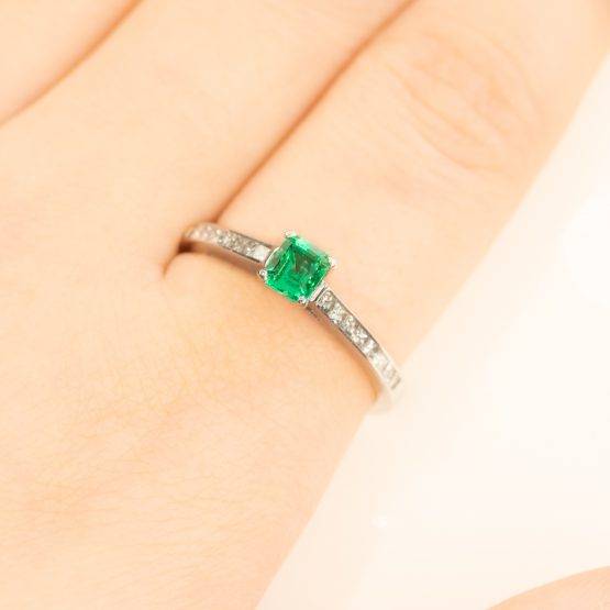 colombian emerald diamond ring 198285-4