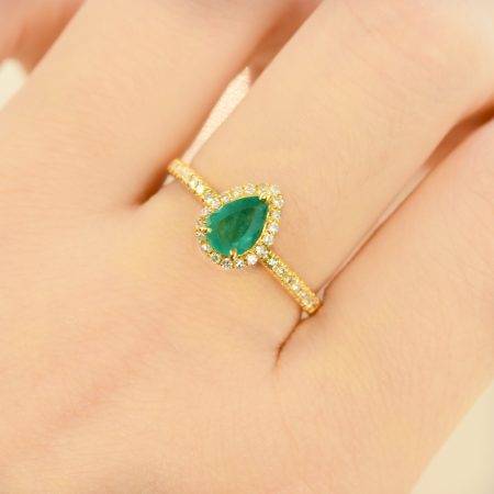 pear shape emerald halo ring 198218-6