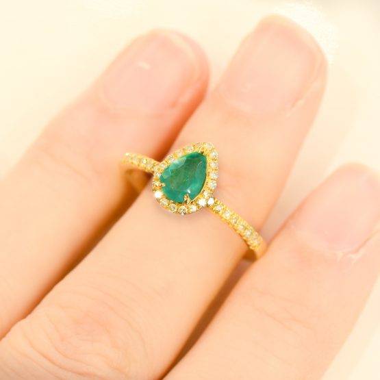 pear shape emerald halo ring 198218-7