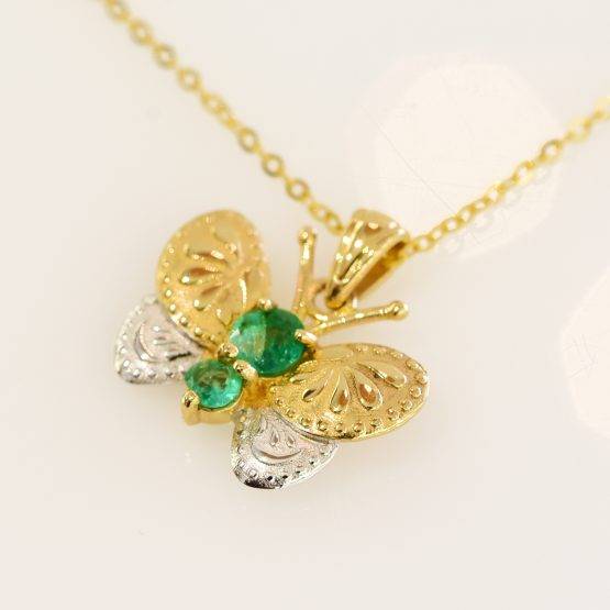 Emerald Butterfly Pendant in 18K Gold - 1982199-3
