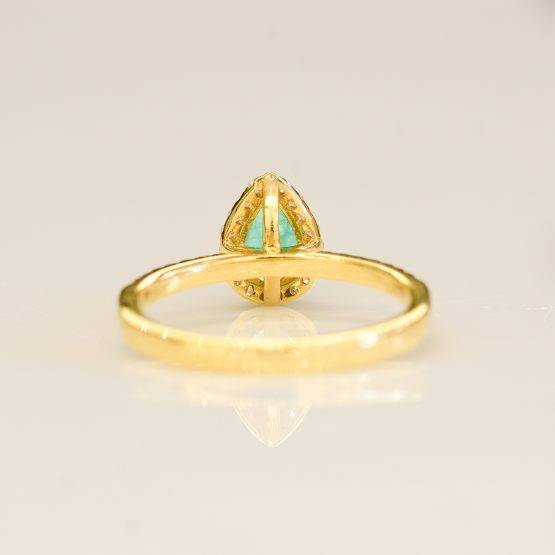 pear shape emerald halo ring 198218-5