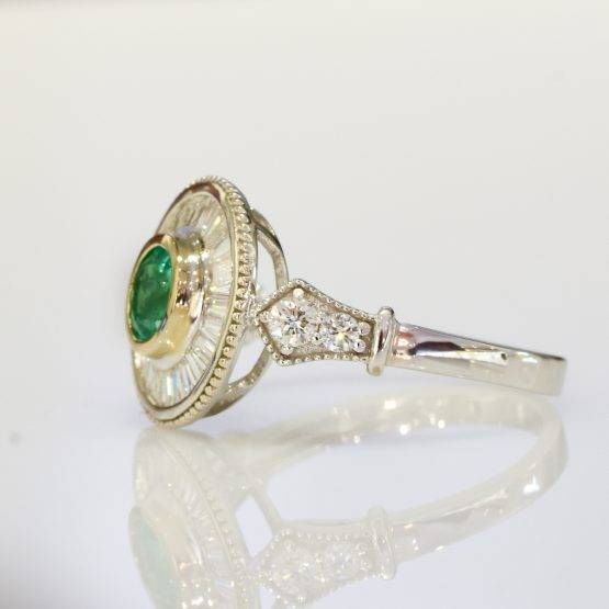 Art Deko Emerald Ring 18k White gold - Gemstone Western Australia