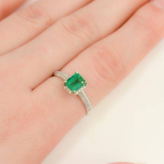 Halo Emerald Ring 1982164-6