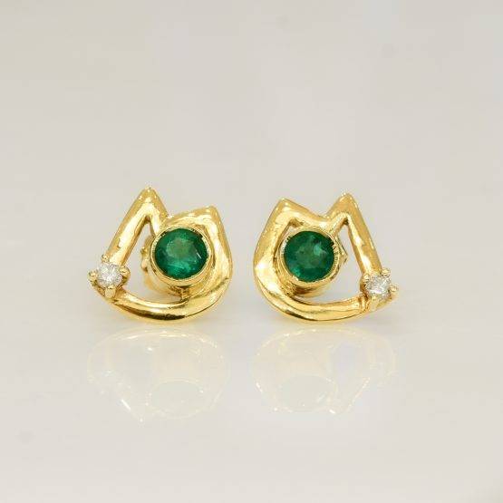 Emerald diamond stud earrings 1982168-3