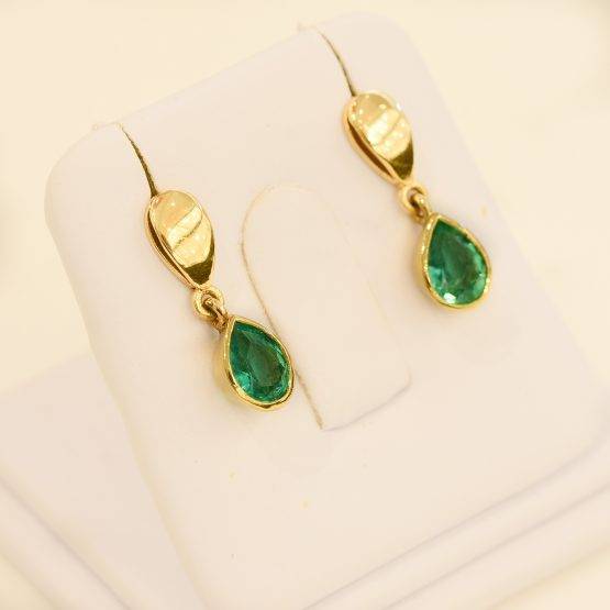 colombian emerald earrings 1982172-7