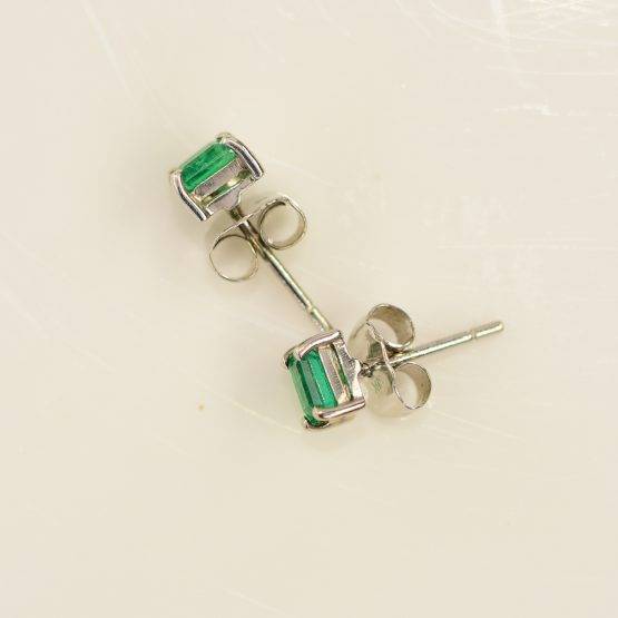 colombian emerald stud earrings 1982226-5