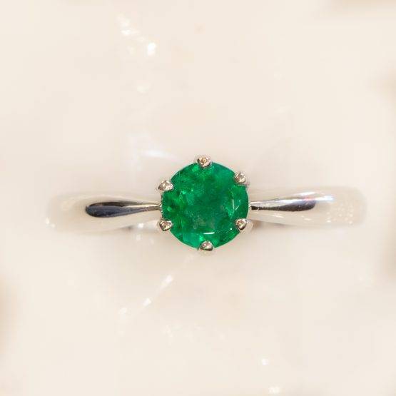 solitaire colombian emerald platinum ring 1982251-4