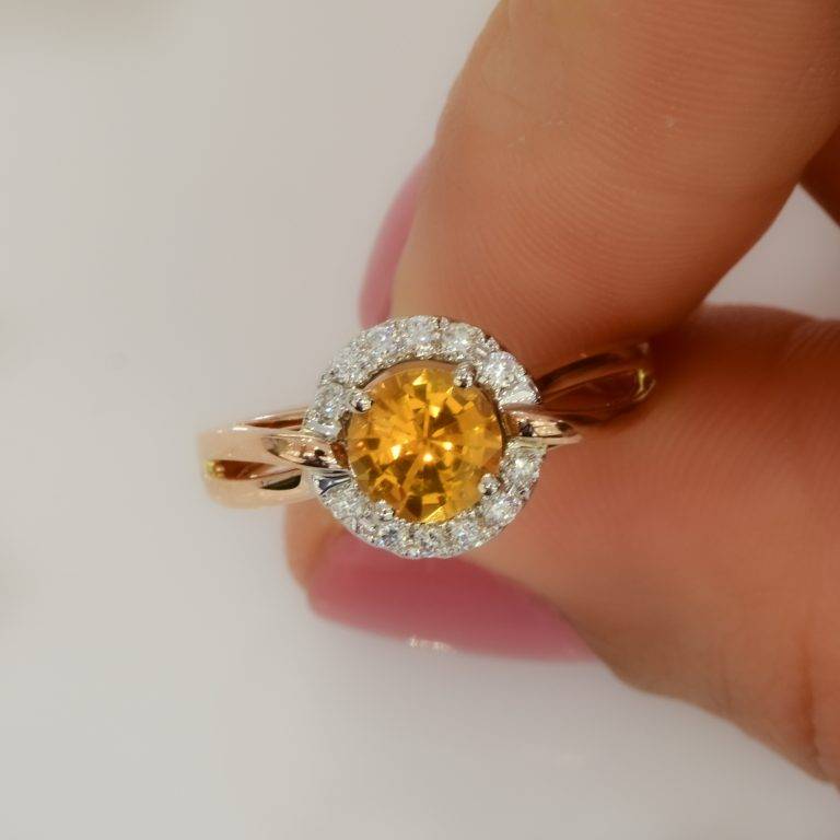 Golden Yellow Sapphire Dimond Halo Ring 18ct White and Rose Gold