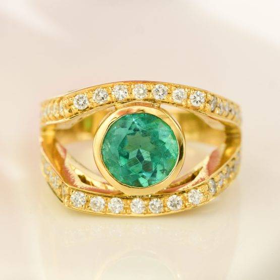 emerald diamond statement ring 18ct gold 1982140-7