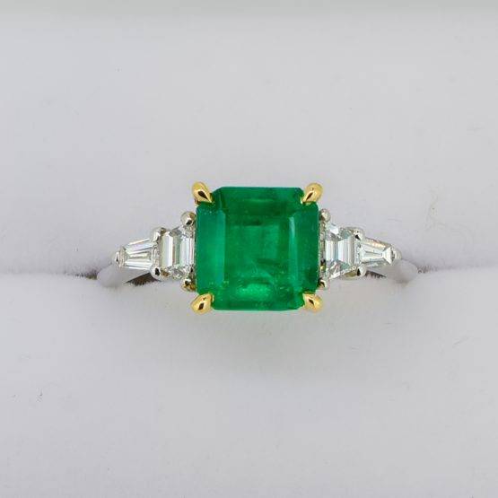 1.8 Carats Natural Colombian Emerald and Diamond Ring in Platinum - 1982341-5