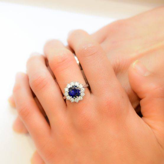 3.16ct Royal Blue Sapphire Diamond Halo Ring in Platinum - 1982351-3