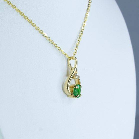 Natural Colombian Emerald Diamond Pendant Necklace in 18K Yellow Gold - 1982420-2