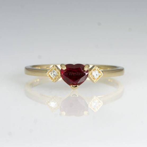 Heart Shape Ruby and Diamond Ring in Yellow Gold - 1982436-1