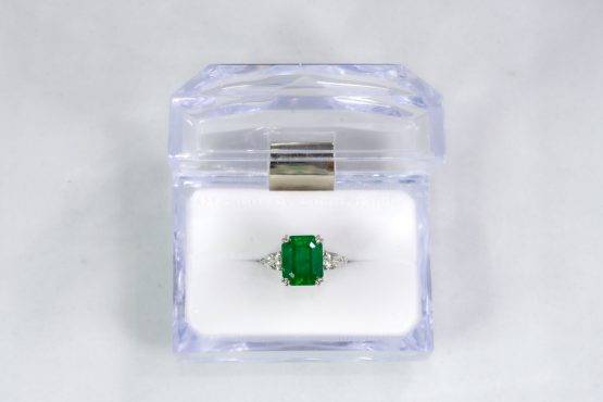6.46 Carats Colombian Emerald and Diamond Statement Ring GIA Certified - 1982452-2