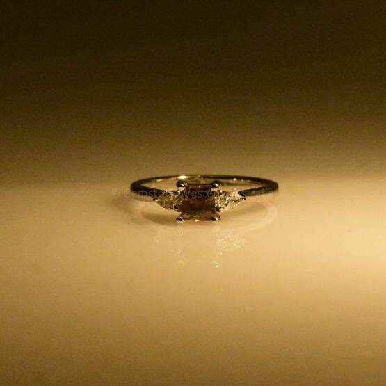 Rare Alexandrite and Diamond Three Stone Ring in 18K White Gold - 1982458 - 1