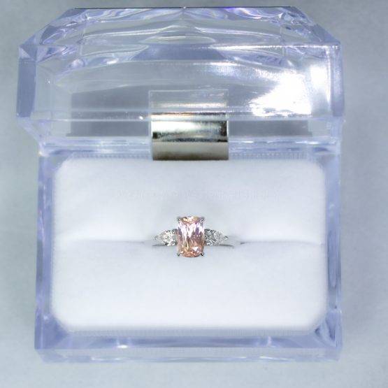 2.04 Carat Cushion Cut Padparadscha Sapphire and Diamond Ring in Pt950 - 1982458-3
