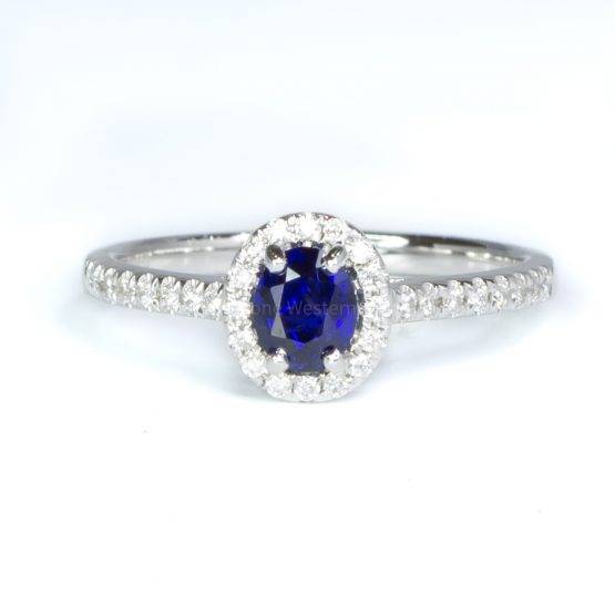Royal Blue Sapphire and Diamond Ring in 18K Gold - 1982481