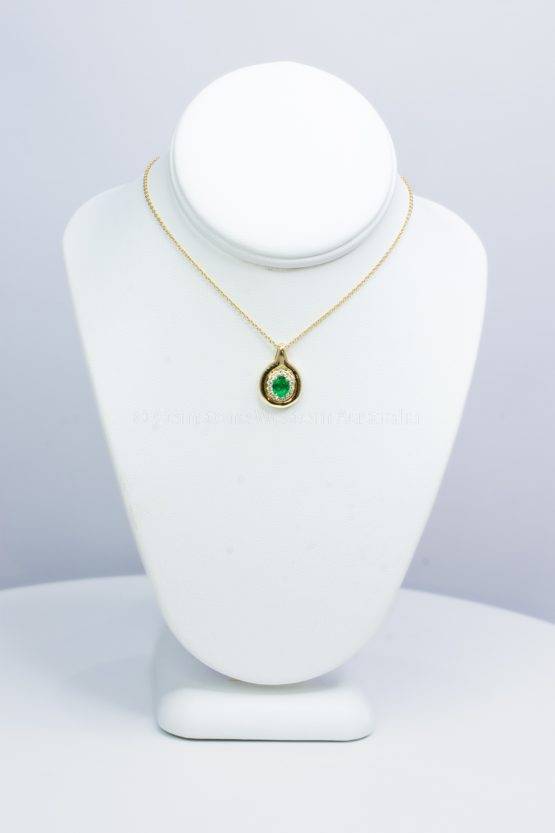 Natural Colombian Emerald and Diamonds Halo Pendant in 18K Yellow Gold-1982495