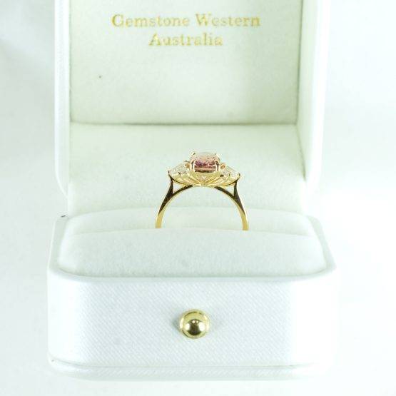 Natural Padparadscha Sapphire Statement Ring Padparadscha and Diamonds Ring in 18K Gold - 1982514-3
