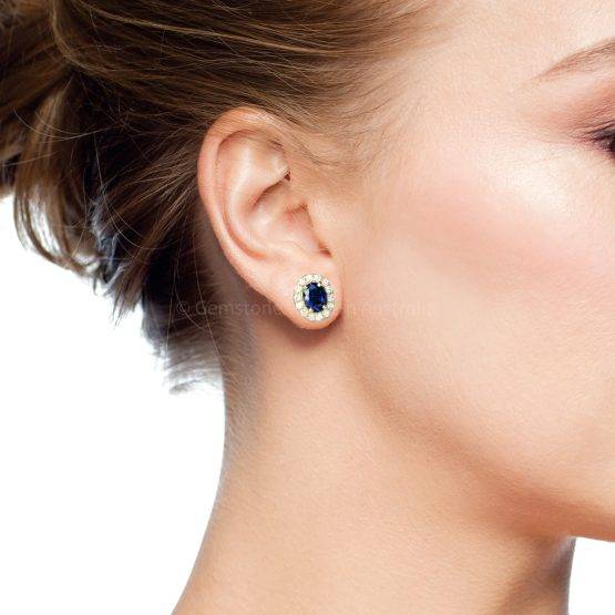 Natural Blue Sapphire Stud Earrings in 18K Gold - 1982547
