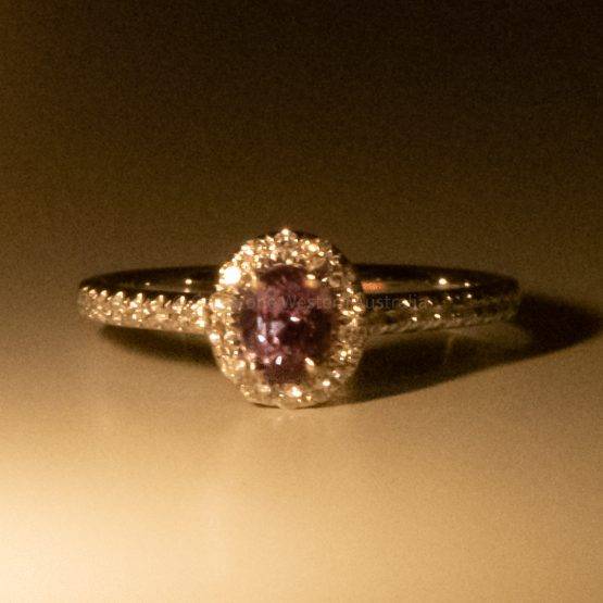 Classic Alexandrite Diamonds Ring in 18 Carats Gold - 1982553-4