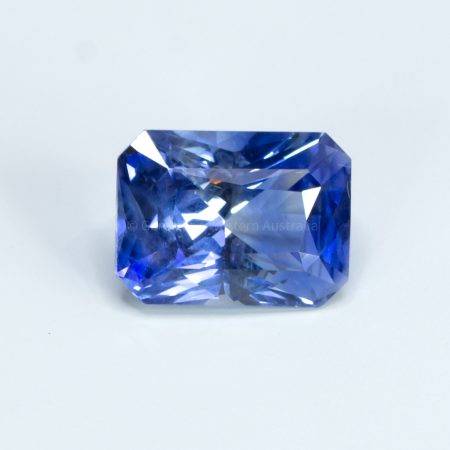 NATURAL CORNFLOWER BLUE SAPPHIRE RADIANT MIX CUT