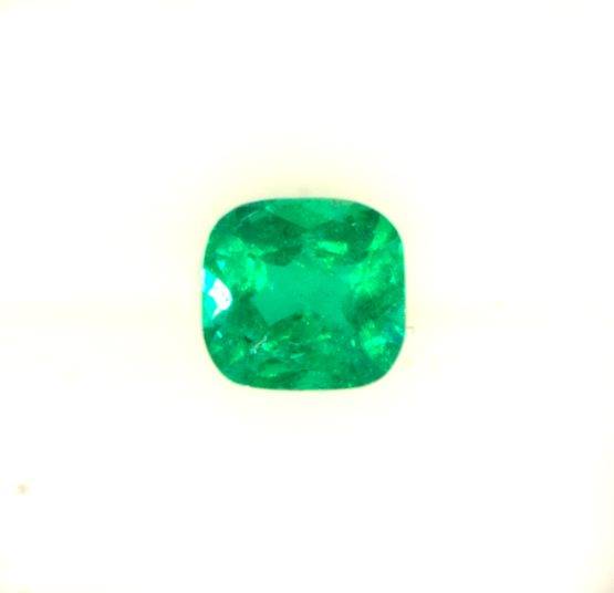 0.99 Carats Cushion Colombian Emerald
