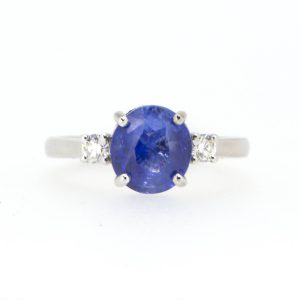 Cornflower blue Ceylon Sapphire and Diamond Three Stone Ring 18K Gold - 1982580