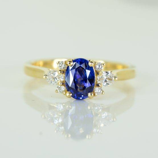 Seven Stones Natural Sapphire Diamonds Ring in 18K Gold - 1982589