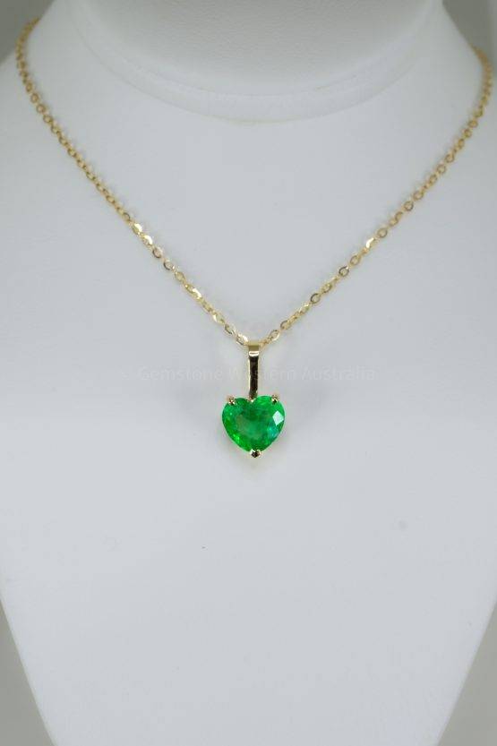 1.67ct Colombian Emerald Pendant Necklace Heart Shape Emerald Pendant - 1982609